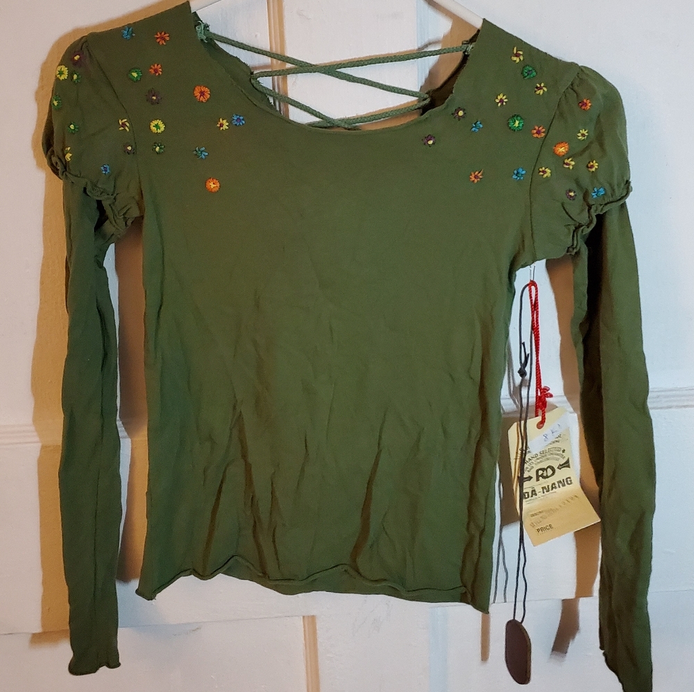 DA-NANG LONG SLEEVE TOP